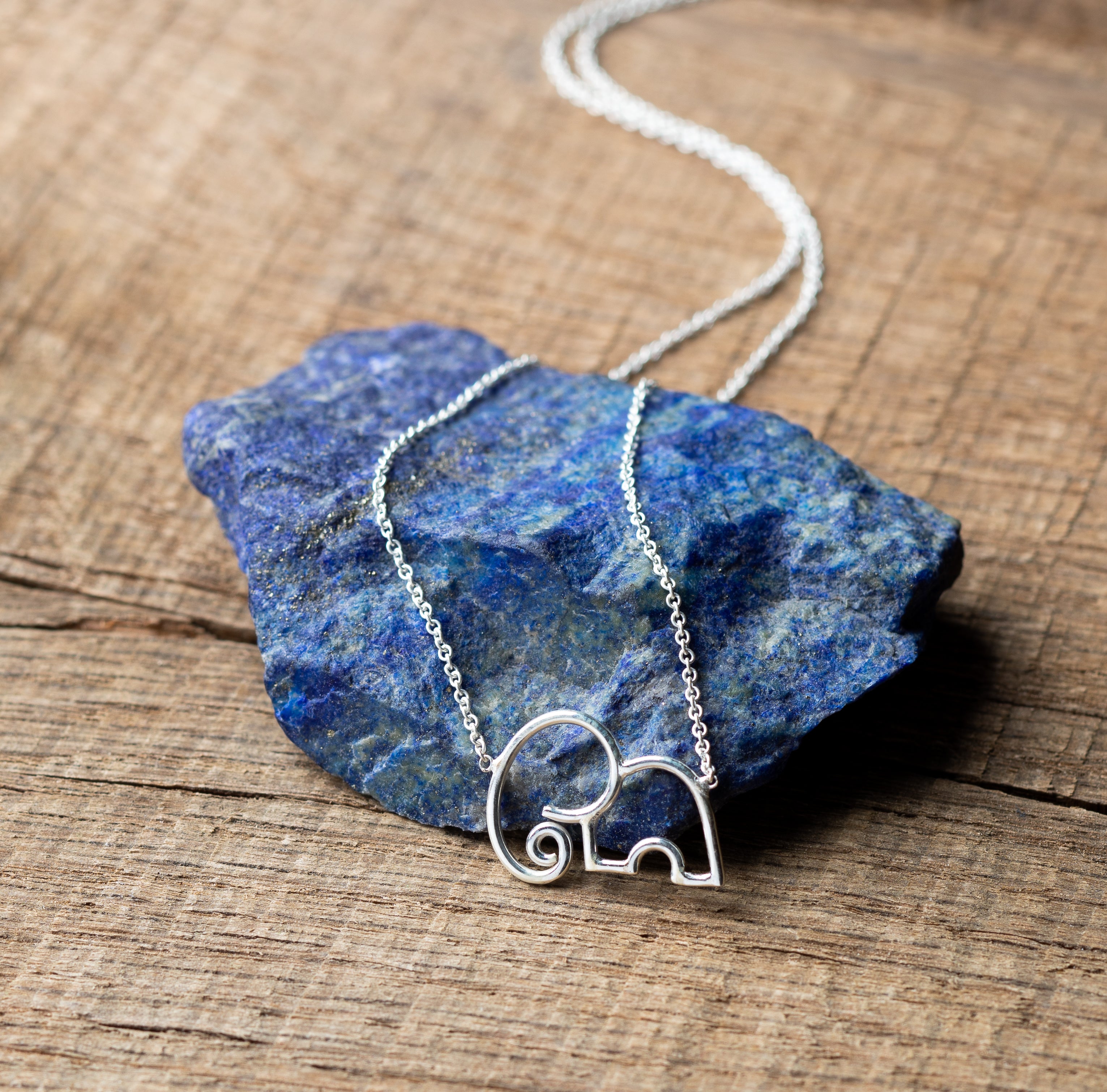 Sterling Silver Parent and Child Elephants Necklace -- EF0182 – earflair.com